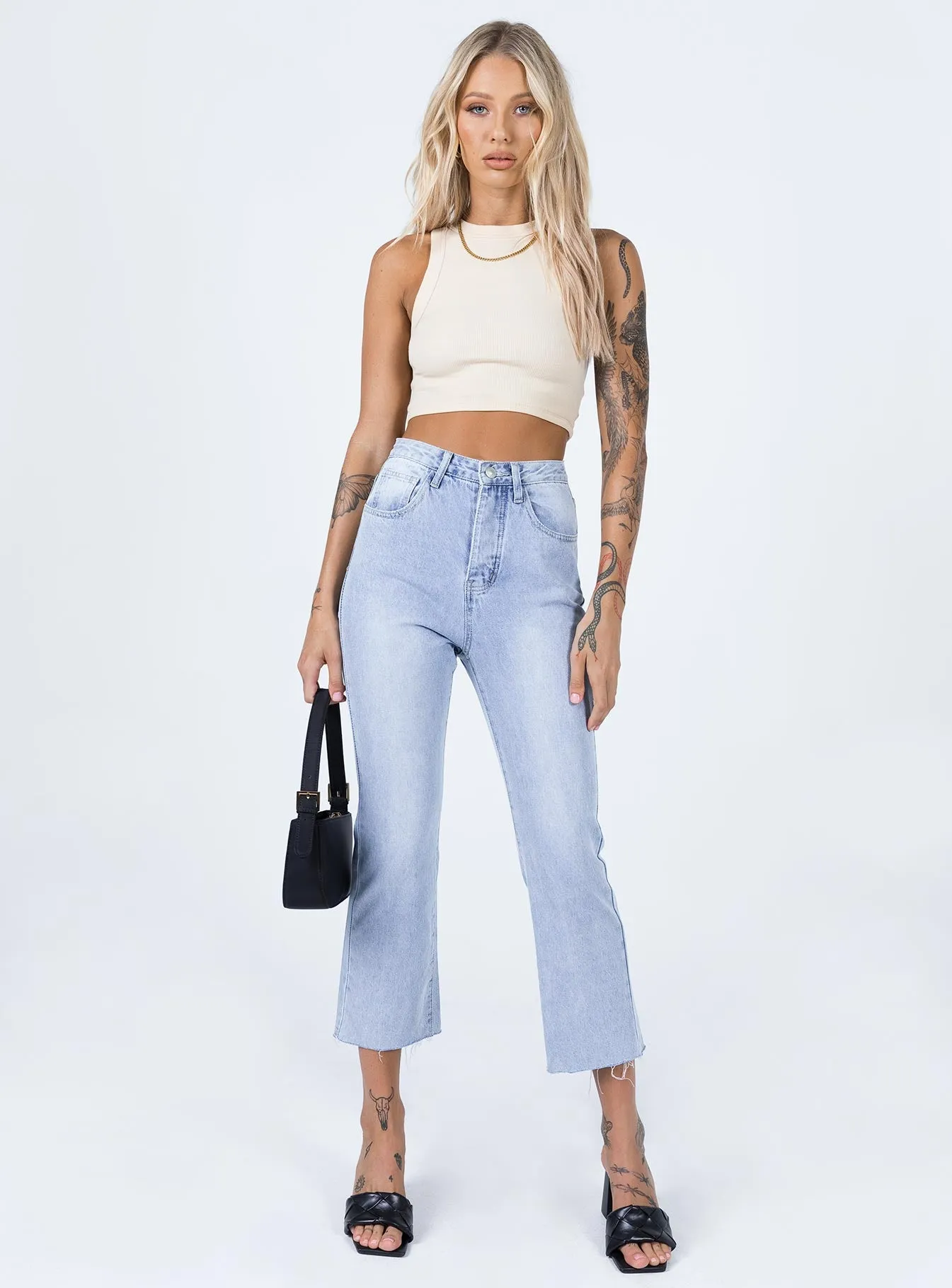 Angela Cropped Jeans Light Wash Denim