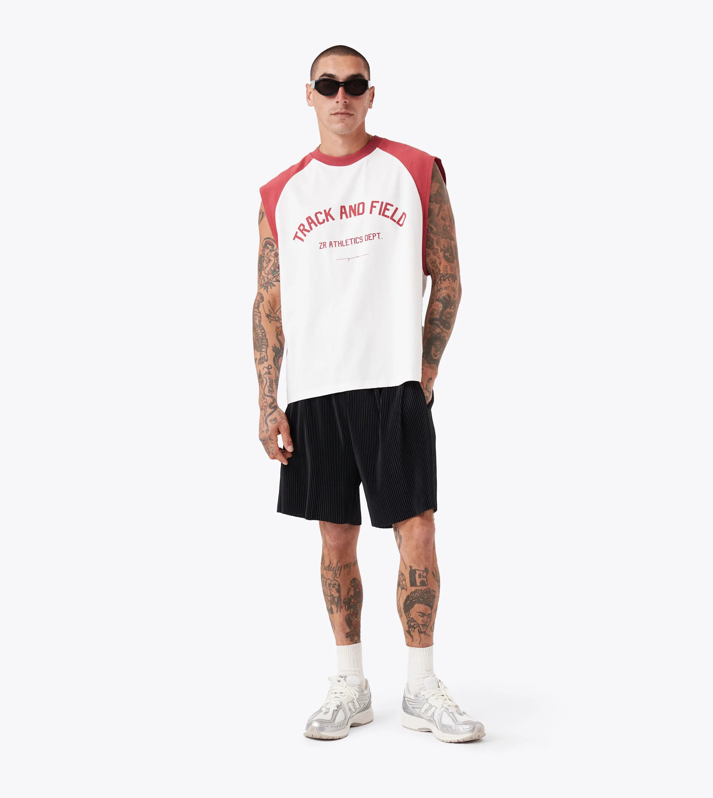 Ath. Raglan Muscle Vintage White/Cherry