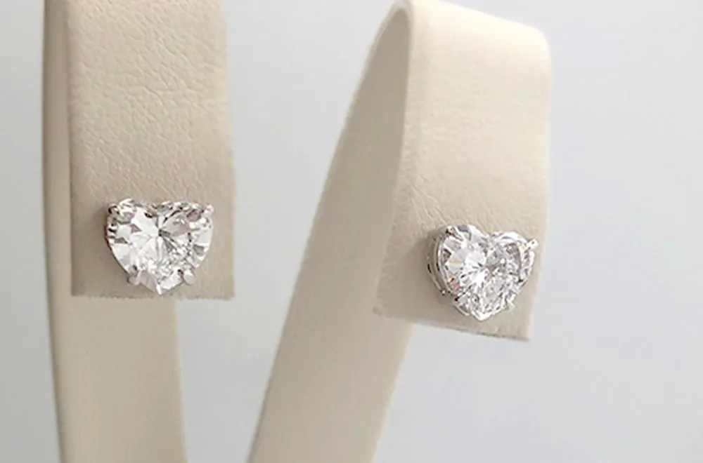 Earrings Heart Shape Diamonds