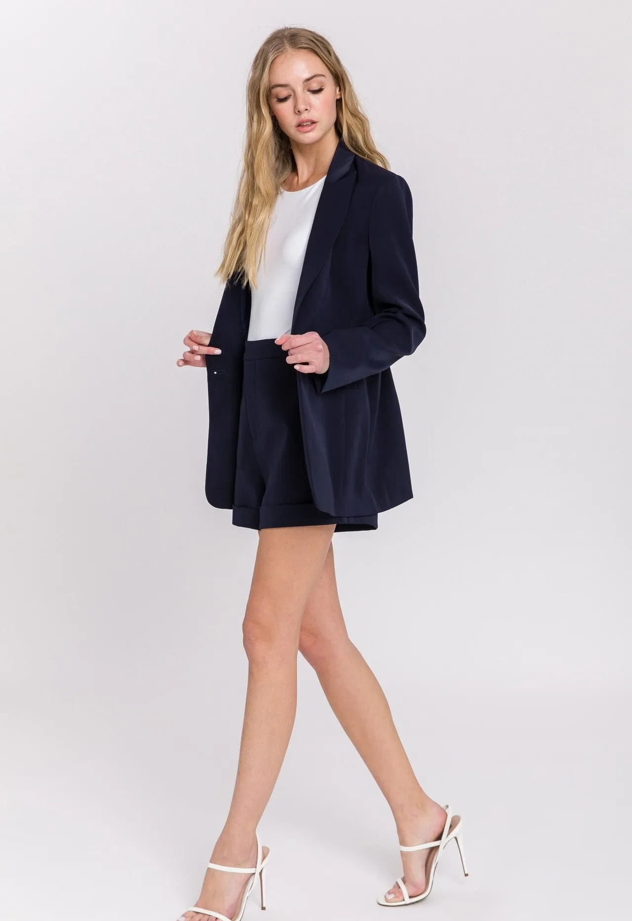 TAILORED SINGLE BUTTON BLAZER