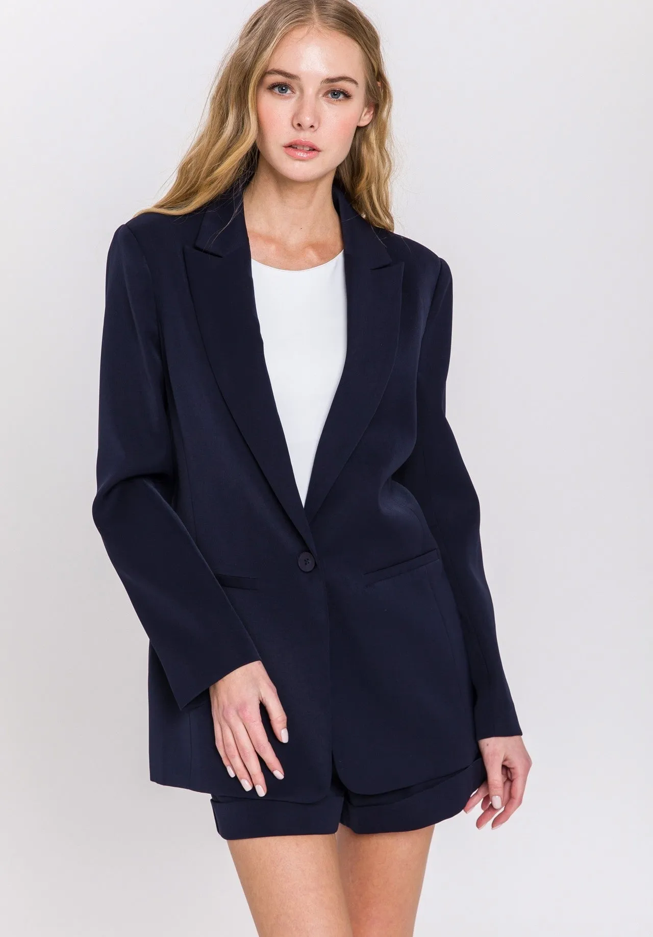 TAILORED SINGLE BUTTON BLAZER